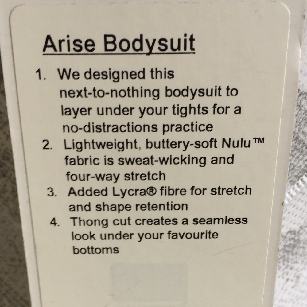 NWT LULULEMON ARISE BODYSUIT JASMINE WHITE MULTI - Picture 3 of 5